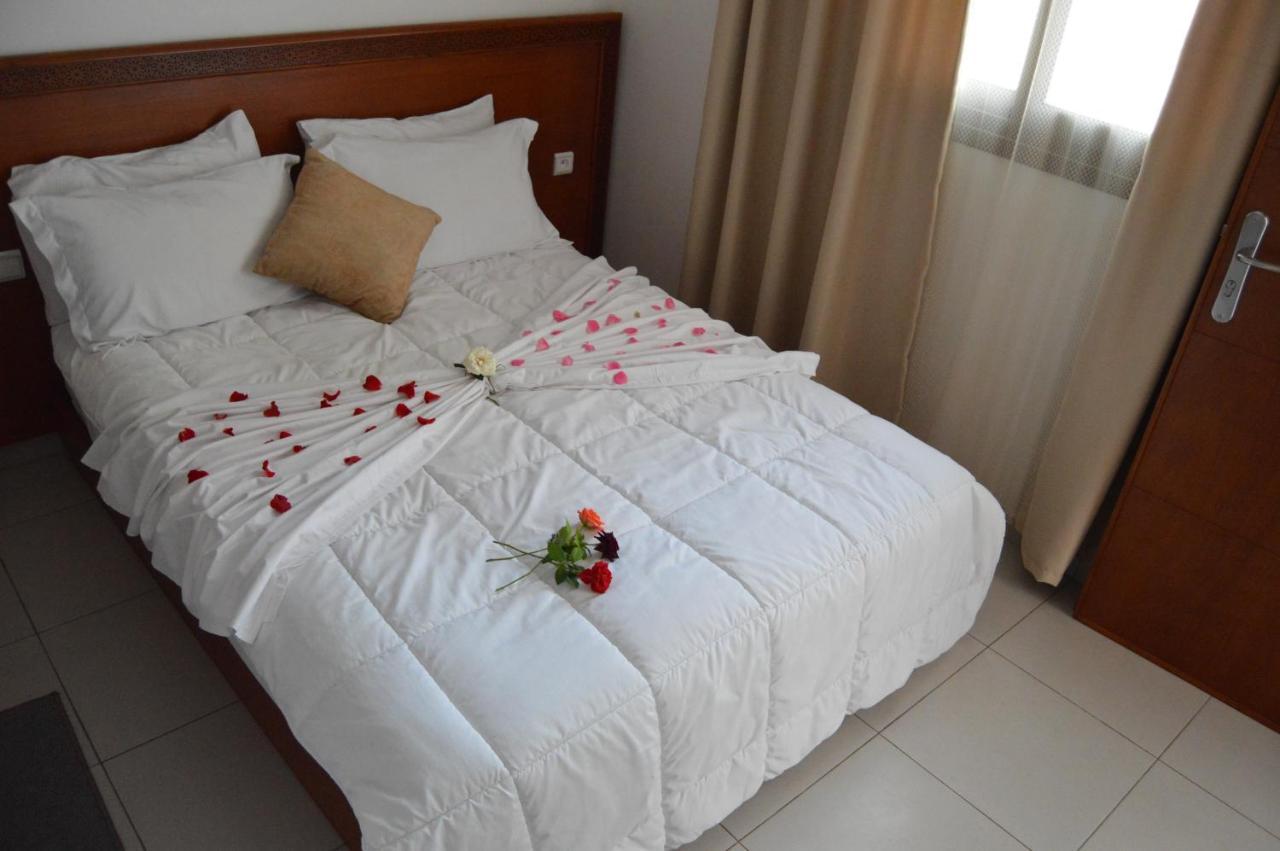 Hotel Zahrat Souss -Inezgane Екстер'єр фото