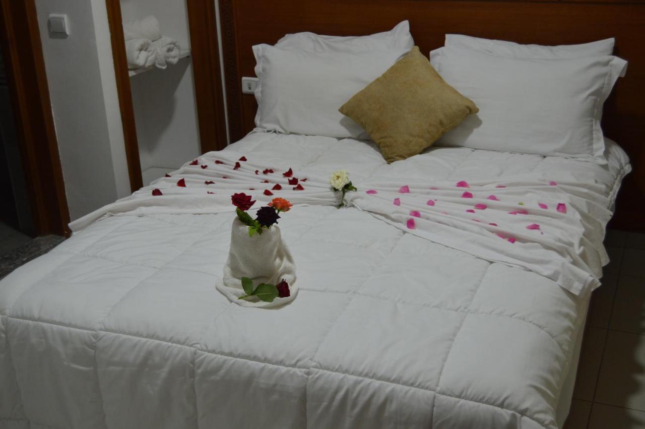 Hotel Zahrat Souss -Inezgane Екстер'єр фото