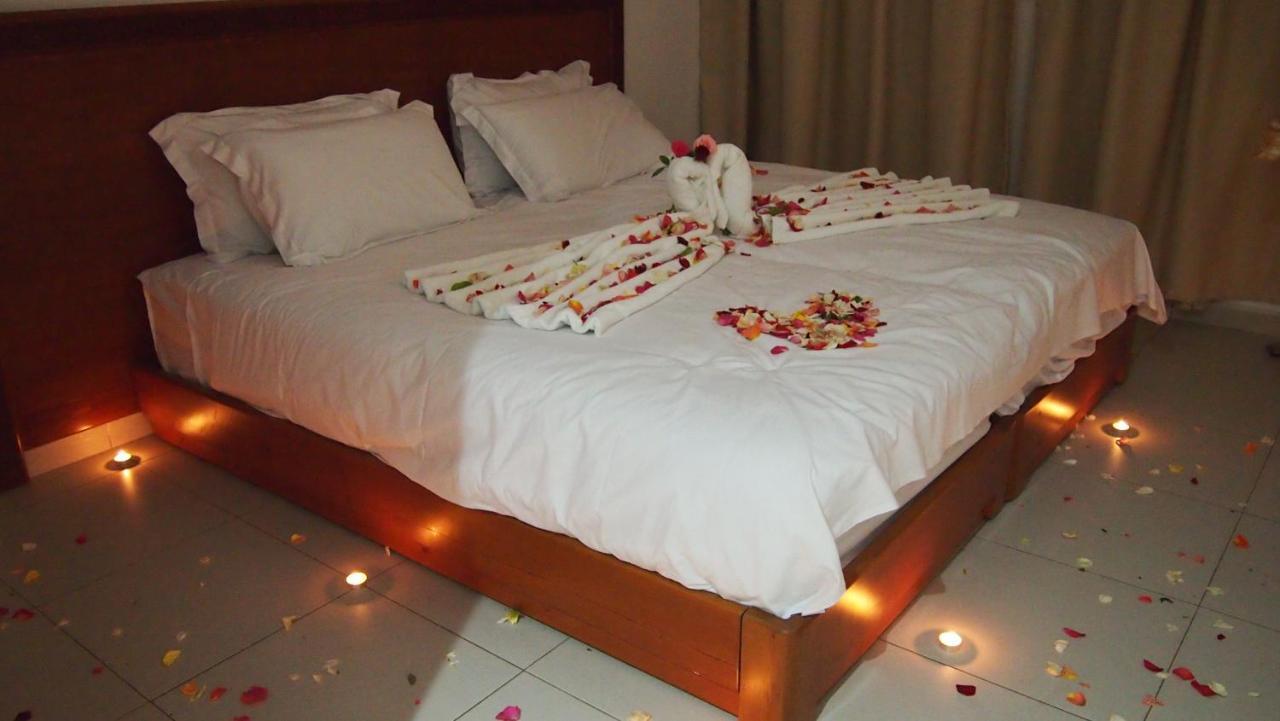Hotel Zahrat Souss -Inezgane Екстер'єр фото