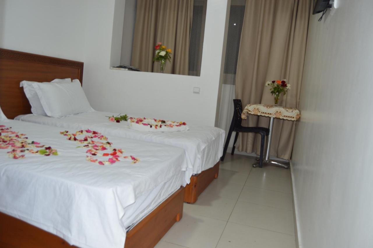 Hotel Zahrat Souss -Inezgane Екстер'єр фото